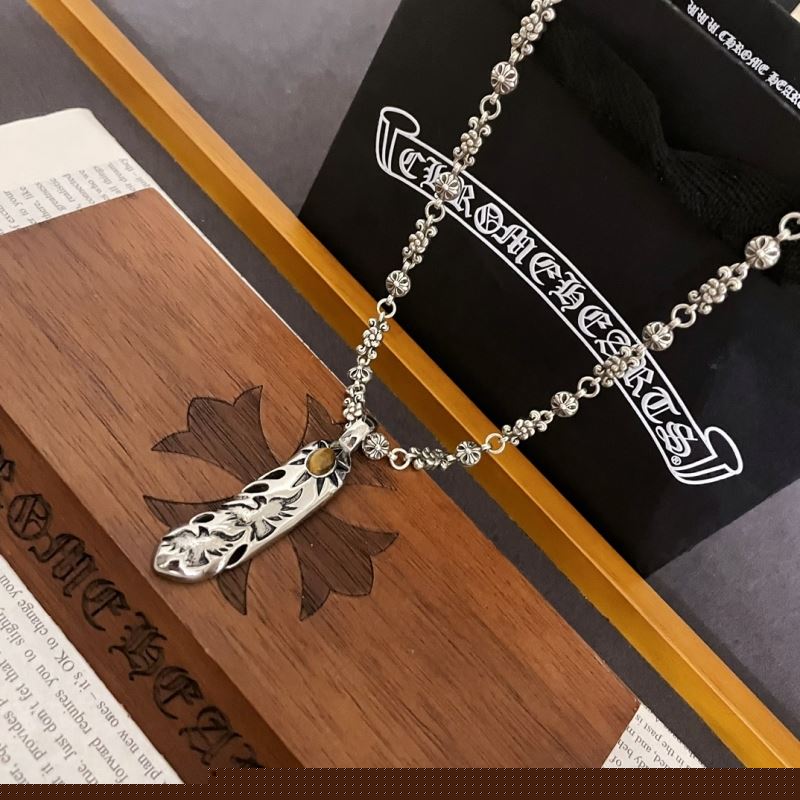Ch**me He**ts necklaces